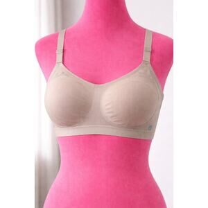 Comfelie Ultra-Thin Breathable No back bulge Bra Size L Oyster Pink